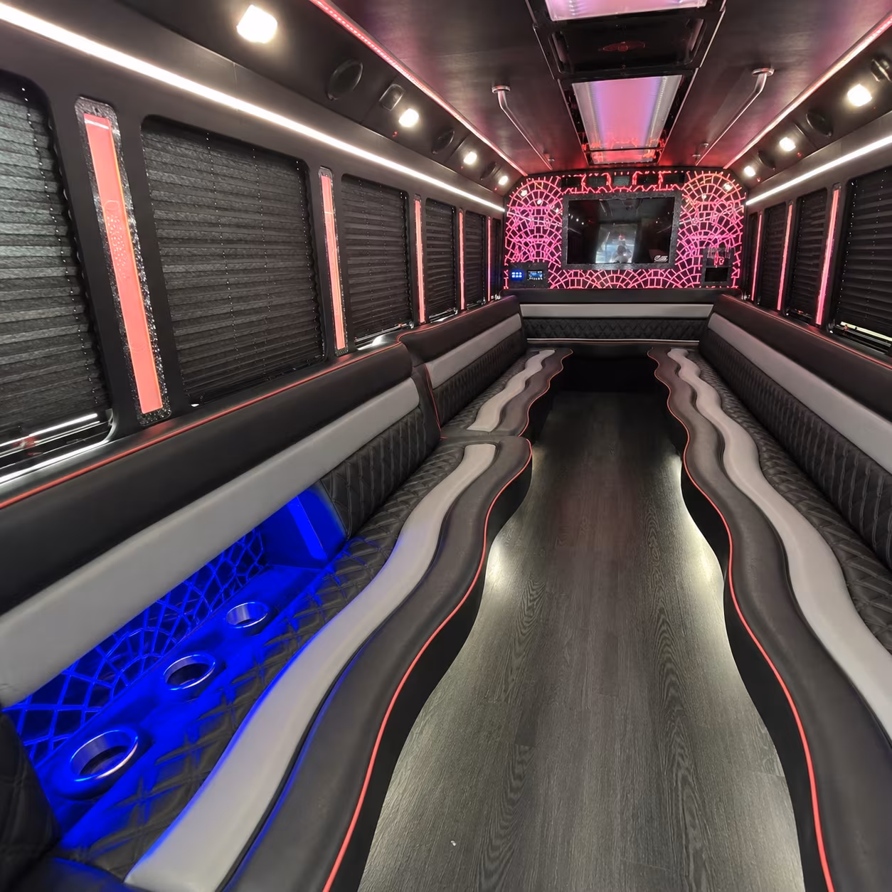 everett prom transportation